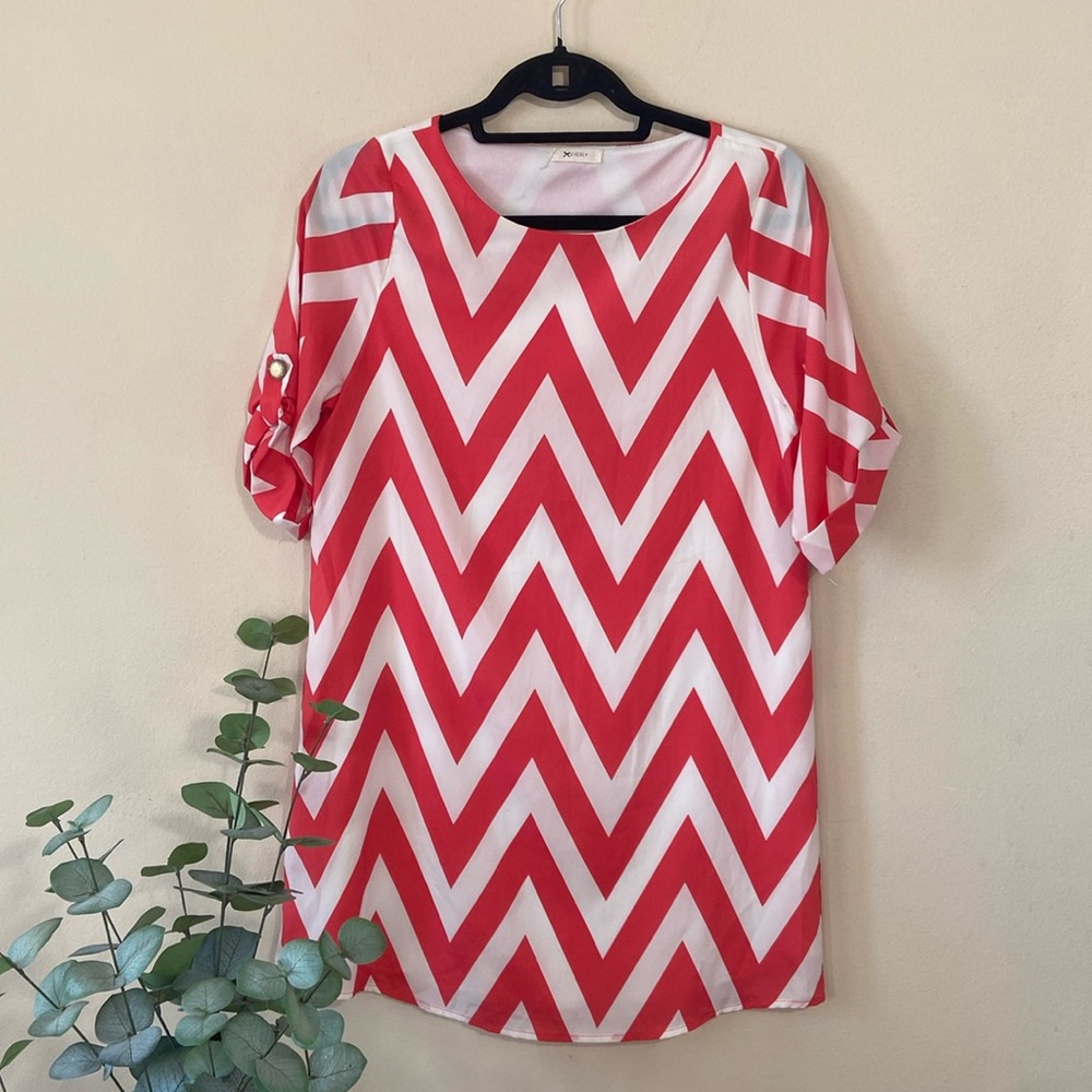 Everly Red White Chevron Tunic Top / Mini Dress Short Sleeve Casual Small Summer